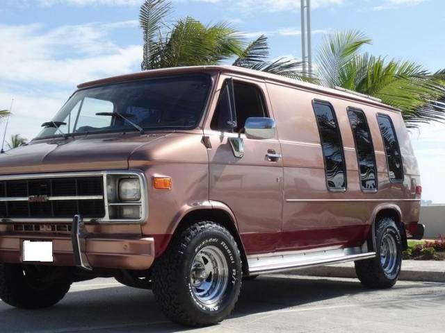 Image 1/16 of GMC Vandura (1977)