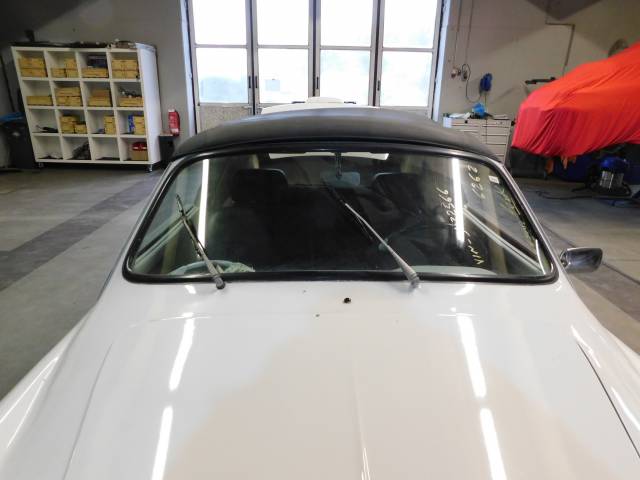 Volkswagen Karmann Ghia 1200