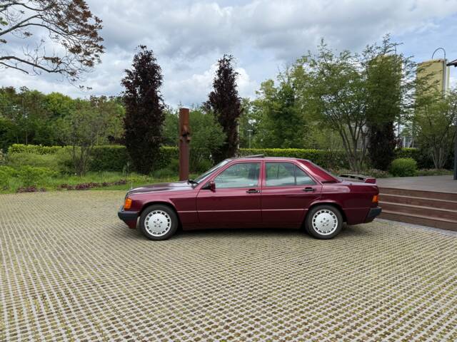 Mercedes-Benz 190 E 1.8 Avantgarde "Rosso"
