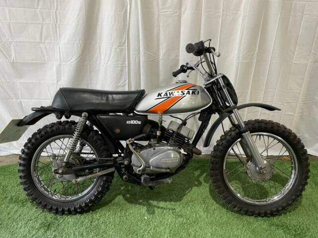 Image 1/22 of Kawasaki DUMMY (1976)