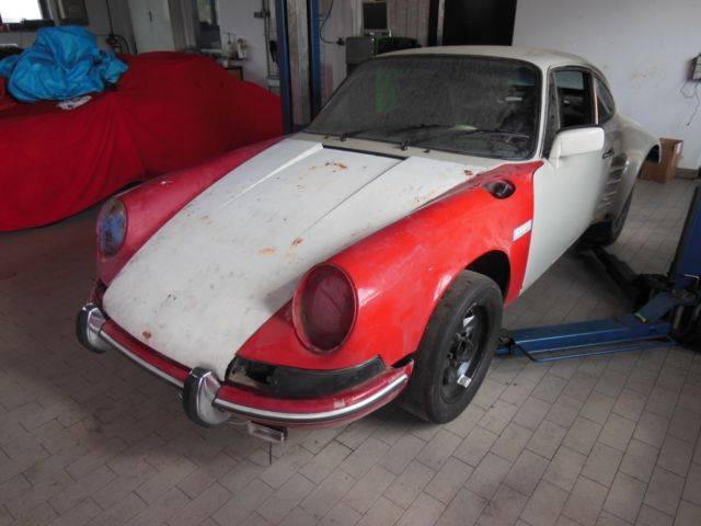 Porsche 911 2.2 T