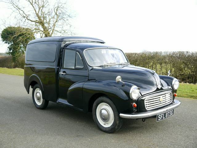 Image 1/16 de Austin 6cwt (1969)