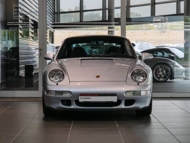 Porsche 911 Carrera 4S