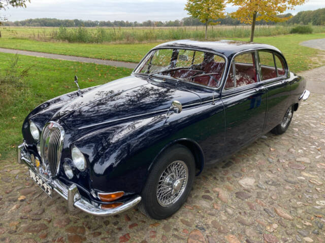 Bild 1/44 von Jaguar S-Type 3.8 (1966)