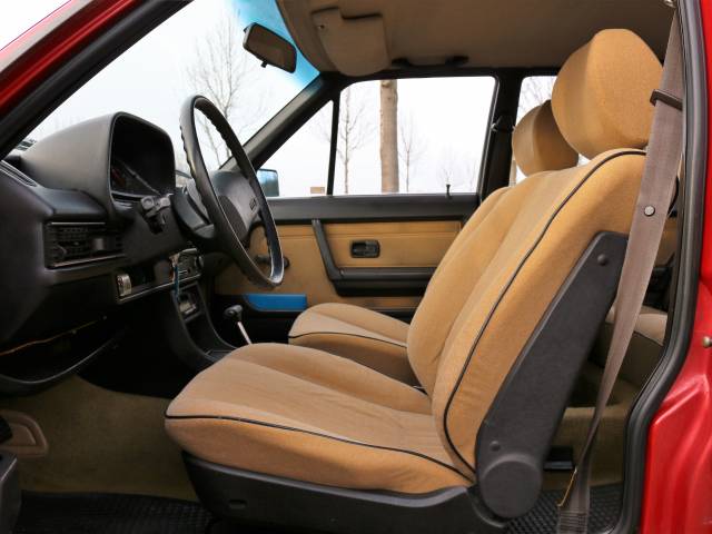 Audi 100