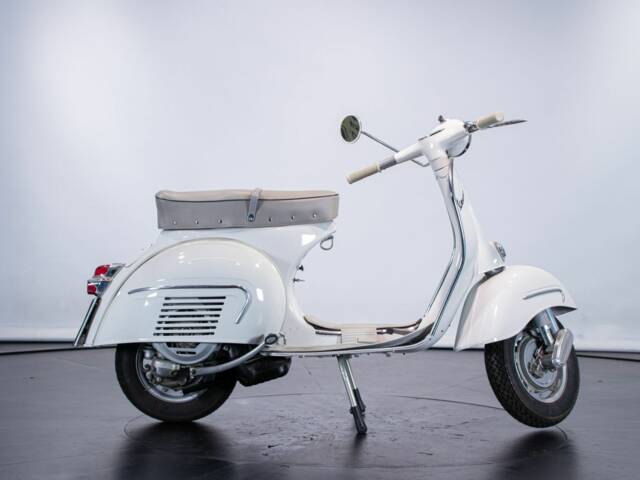 Piaggio Vespa 160 GS