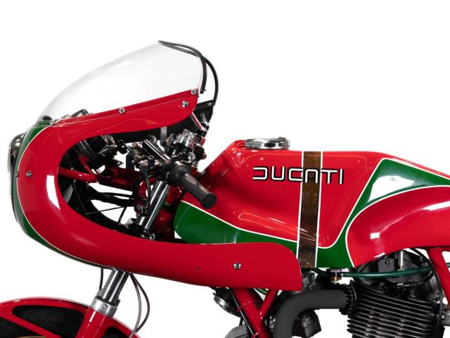 Ducati 900 SS
