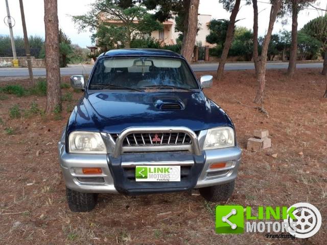Image 1/5 of Mitsubishi L200 (2000)