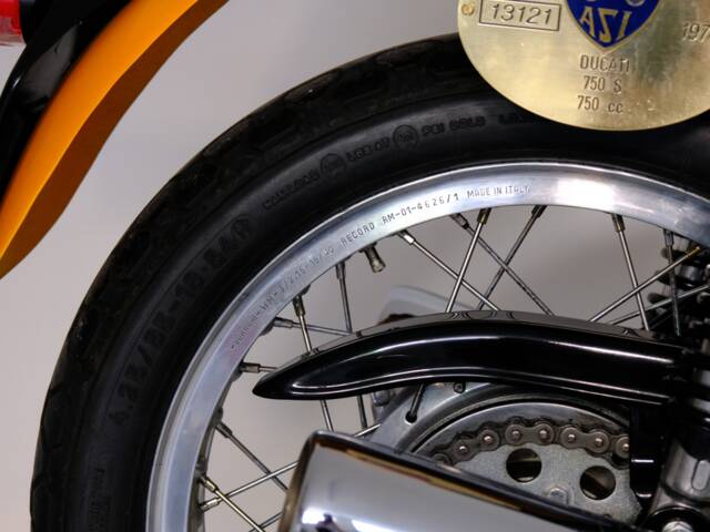 Ducati 750 Sport