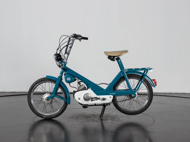 Image 1/10 of Moto Guzzi DUMMY (1966)