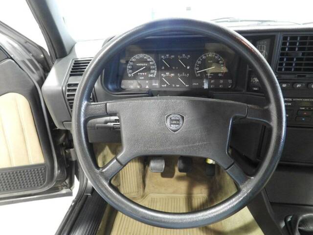 Lancia Thema I.E. Turbo