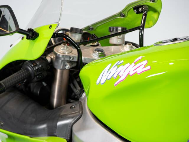 Kawasaki Ninja 750 ZX-7R