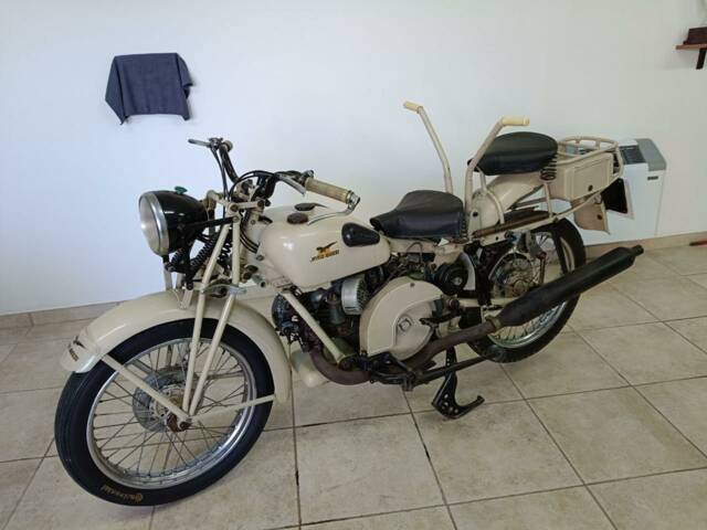 Moto Guzzi Superalce