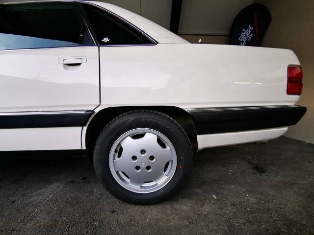 Audi 100 - 2.3 quattro