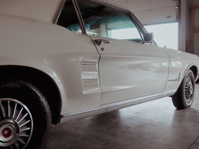 Ford Mustang 289