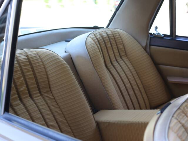 Rover 3500