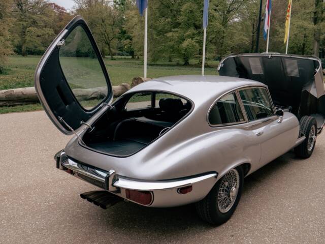 Jaguar E-Type V12 (2+2)