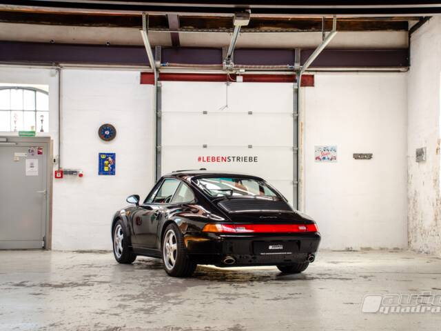 Porsche 911 Carrera