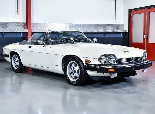 Image 1/7 de Jaguar XJS 5.3 V12 (1988)