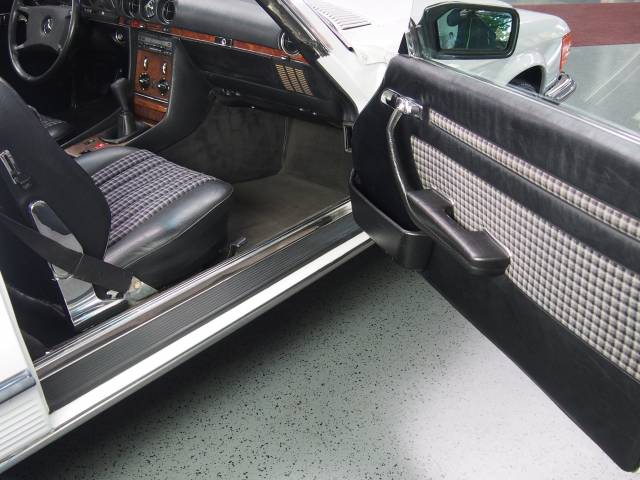 Mercedes-Benz 300 SL