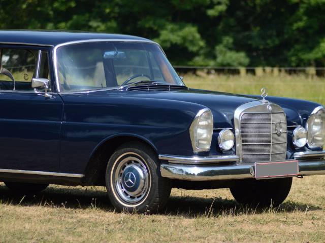 Mercedes-Benz 220 S b