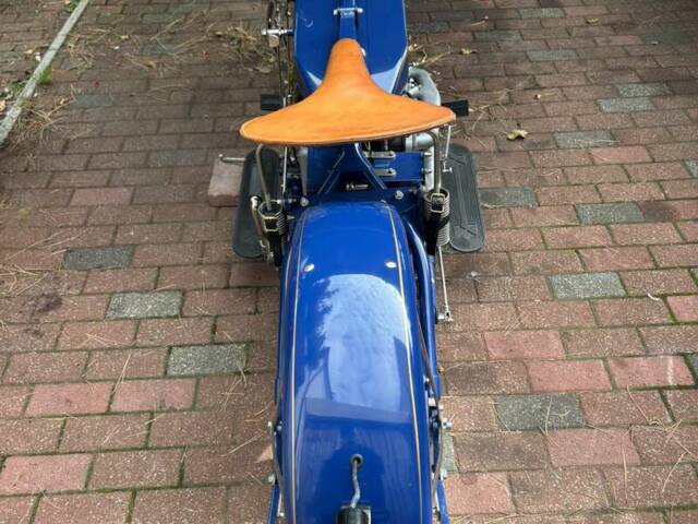 Henderson De Luxe 1200