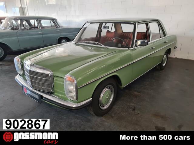 Image 1/15 of Mercedes-Benz 240 D (1974)