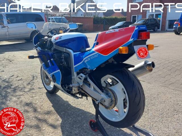 Suzuki GSX-R 750