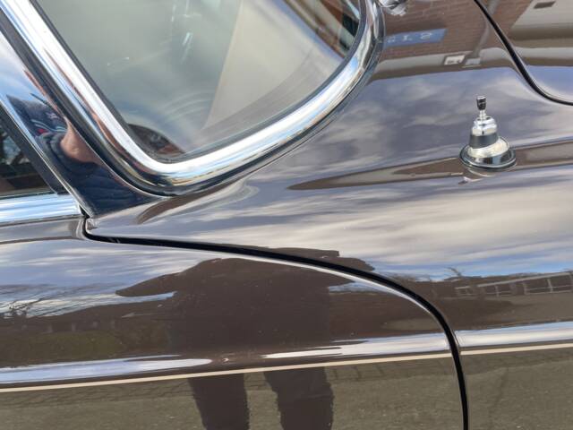 Mercedes-Benz 280 SL