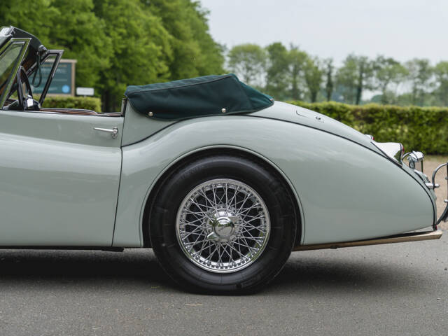 Jaguar XK 120 DHC