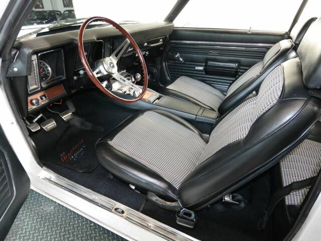 Chevrolet Camaro SS-350