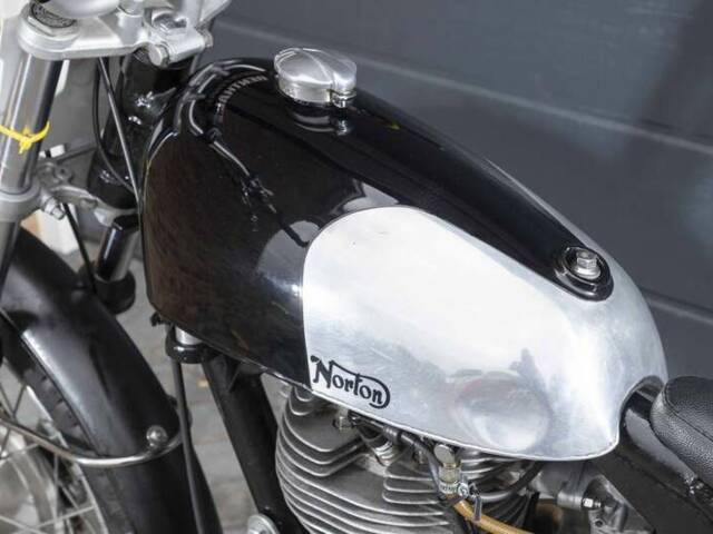 Ariel HS 500