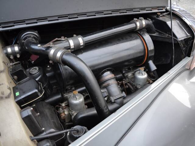 Bentley R-Type