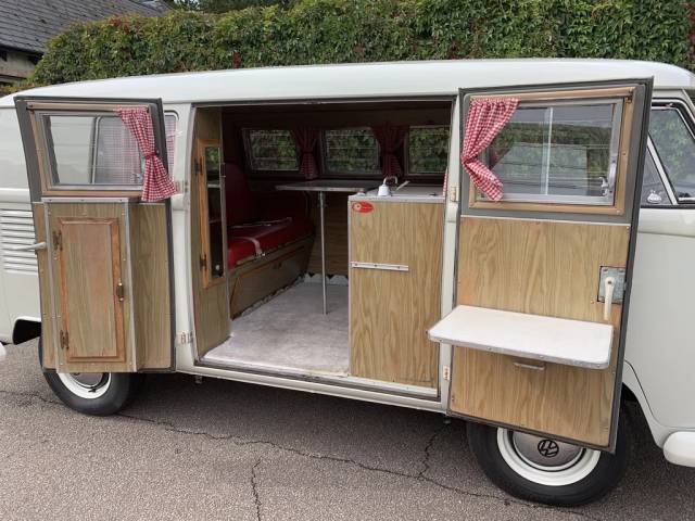 Volkswagen T1 camper