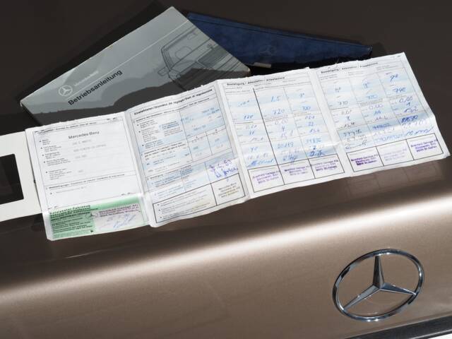 Mercedes-Benz 300 E 4-Matic