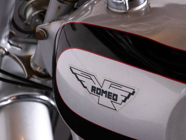 Romeo Sprint Sport