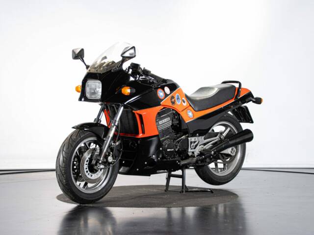 Kawasaki GPz 900 R Ninja