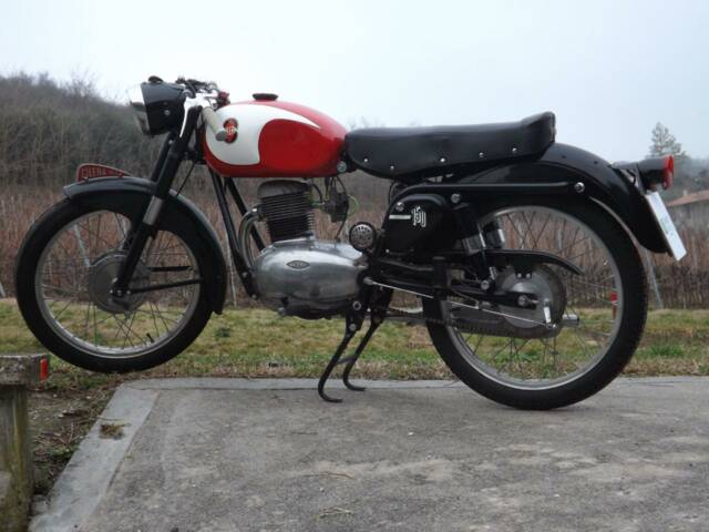 Gilera 150 Sport