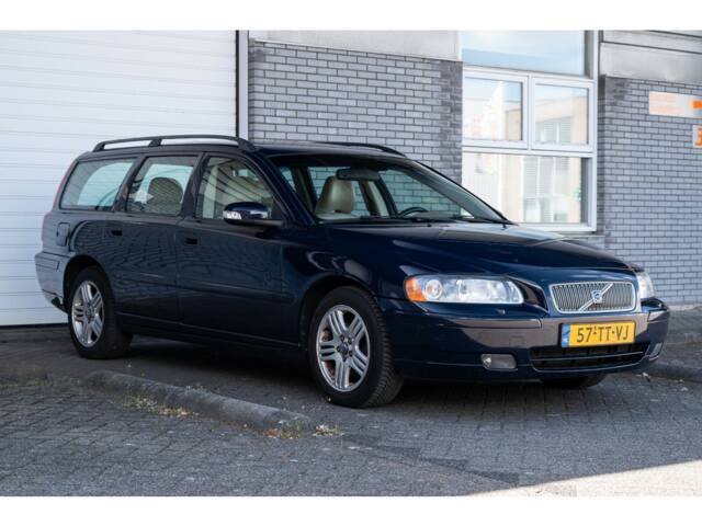Volvo V 70 2.4