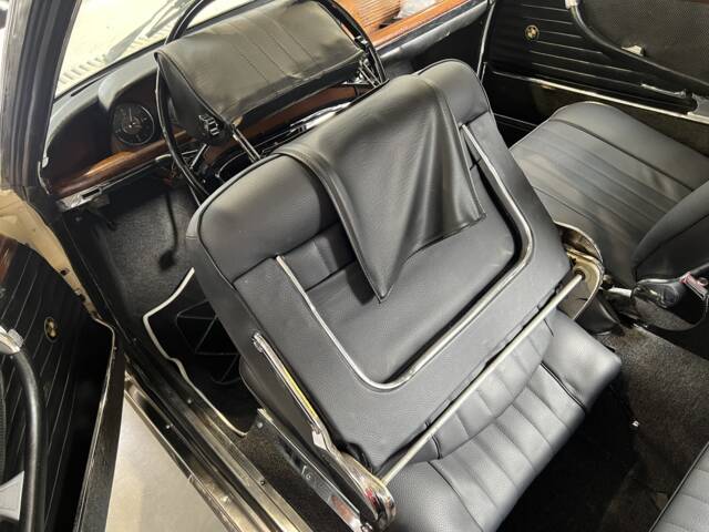 BMW 2000 CS