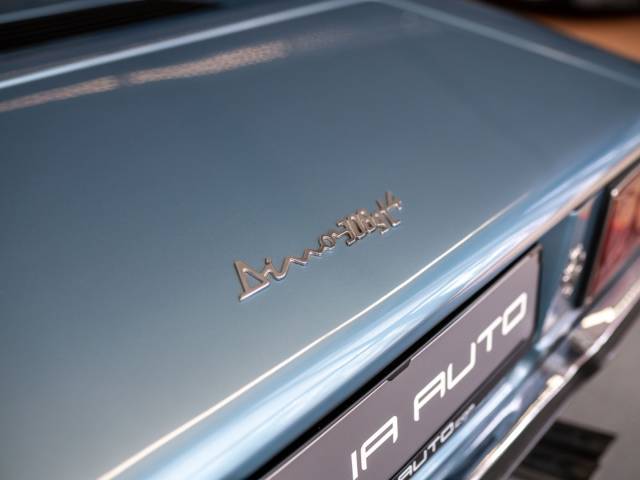 Ferrari Dino 308 GT4