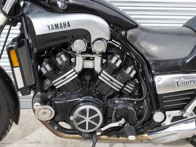 Yamaha V-Max 1200