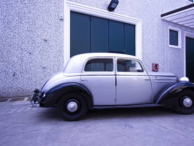 Mercedes-Benz 170 DS