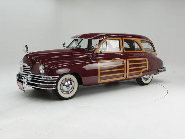 Image 1/15 of Packard Eight Station Sedan (1947)