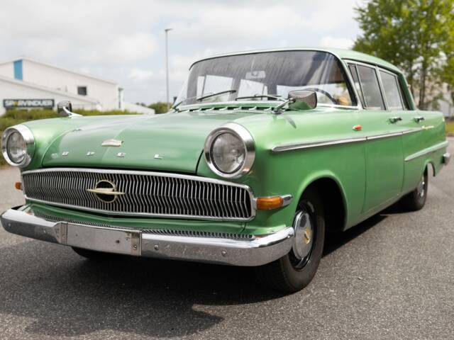 Image 1/58 de Opel Kapitän 2,6 (1962)