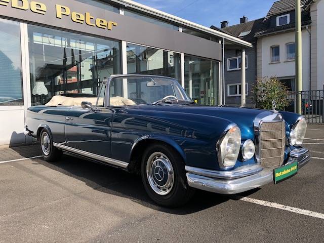 Mercedes-Benz 250 SE