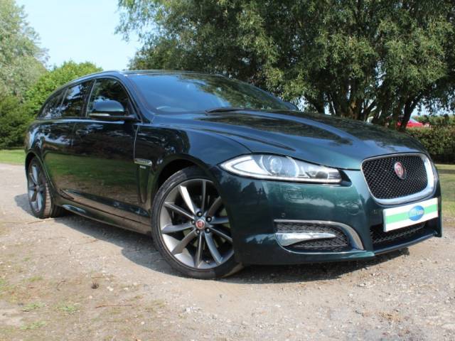 Imagen 1/18 de Jaguar XF 3.0 D Sportbrake (2015)