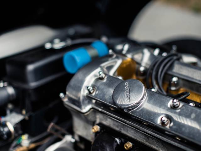 Jaguar E-Type 3.8