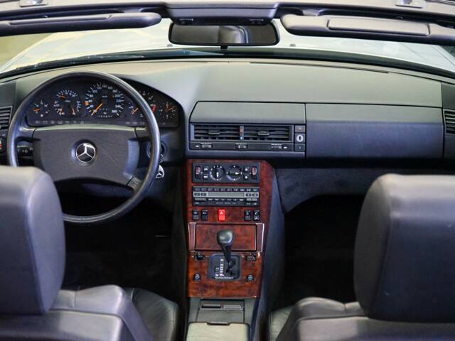 Mercedes-Benz 500 SL