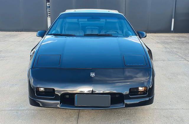 Bild 1/4 von Pontiac Fiero GT (1988)